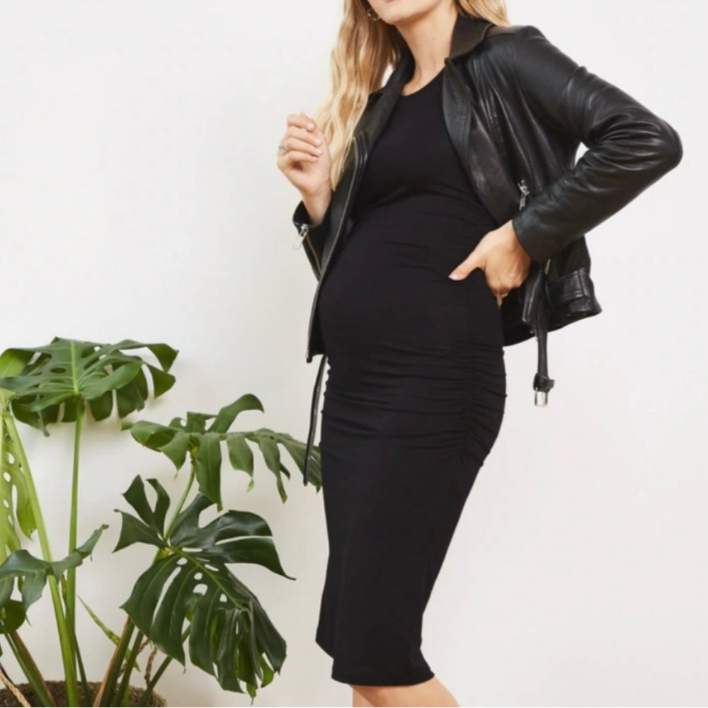 Isabella Oliver Anise Black Knit Maternity Dress Size 3 US 8 Short Sleeve